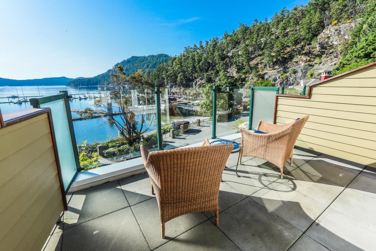 Poets Cove Resort & Spa Bedwell Harbour Exterior photo