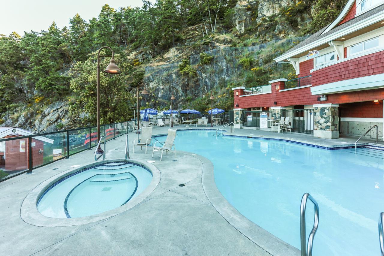 Poets Cove Resort & Spa Bedwell Harbour Exterior photo